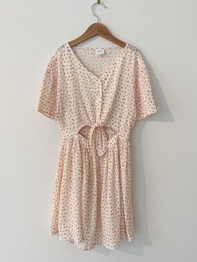 ZARA EUC Keyhole Tie Front Flowy Light Weight Floral Romper